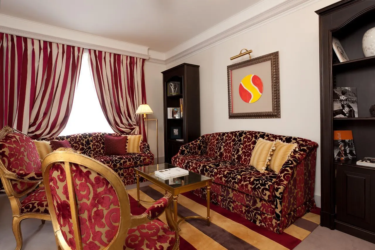 Apart Otel Majestic Apartments Champs Elysees Paris