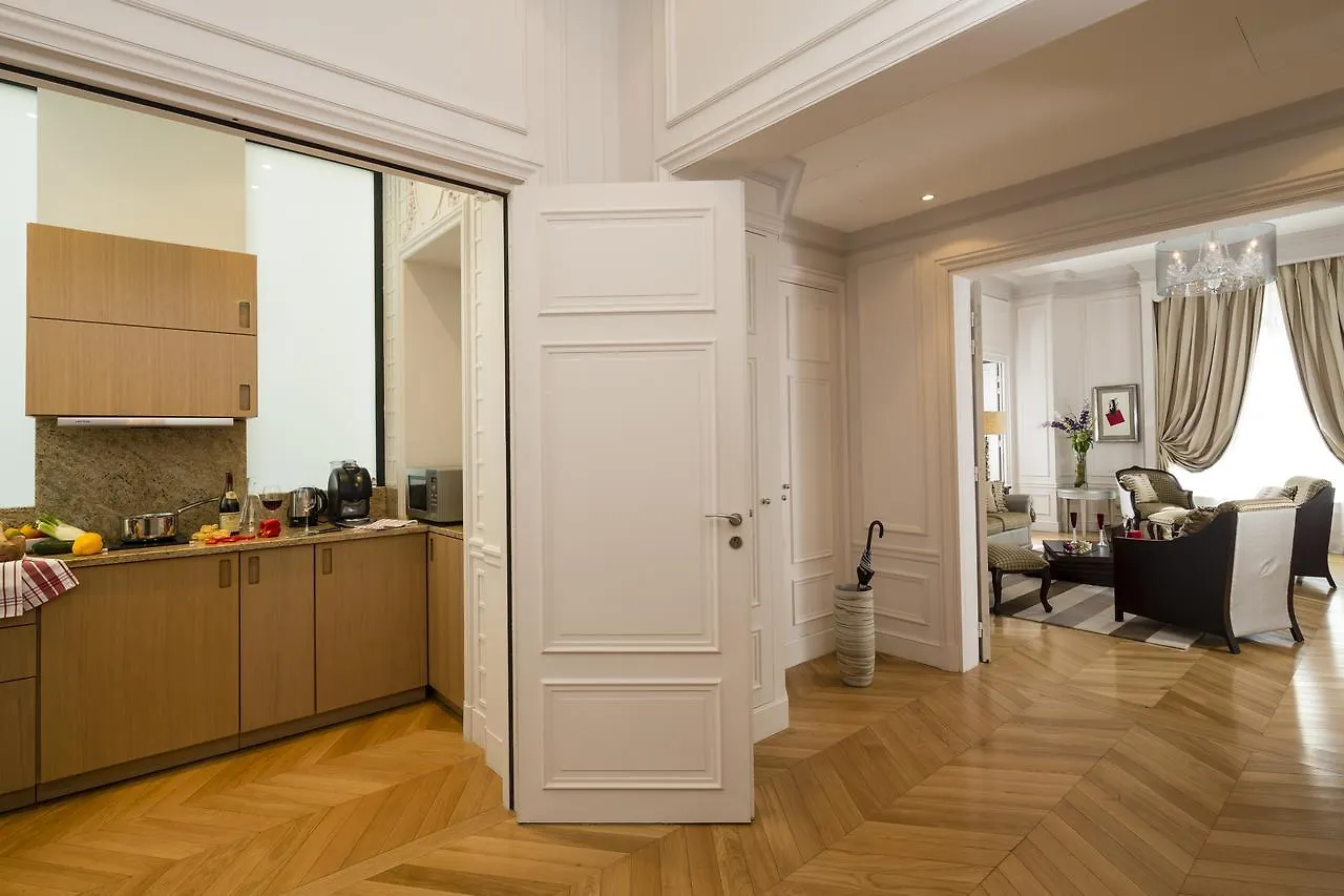 Majestic Apartments Champs Elysees Paris Apart Otel